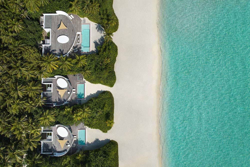 jumeirah maldives beach villas
