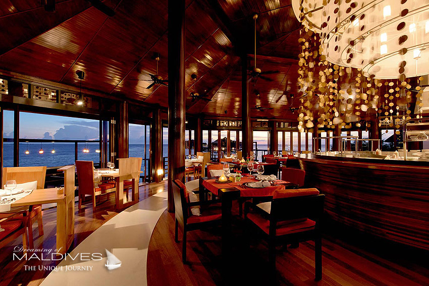 Lily Beach Maldives Restaurants & Bars